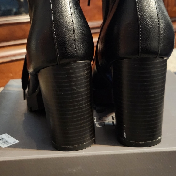 Regina Boot - Picture 3 of 9